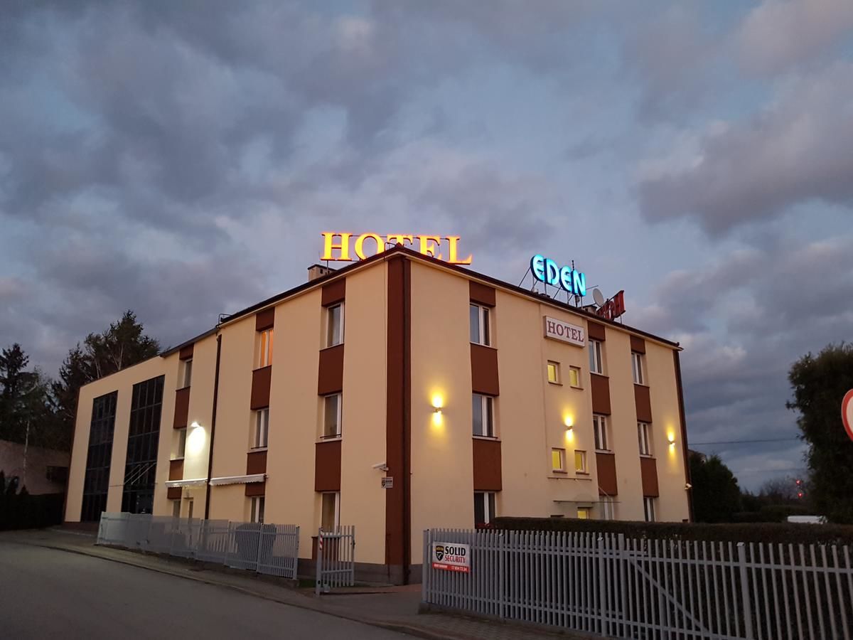 Отель Hotel Eden Жешув-10